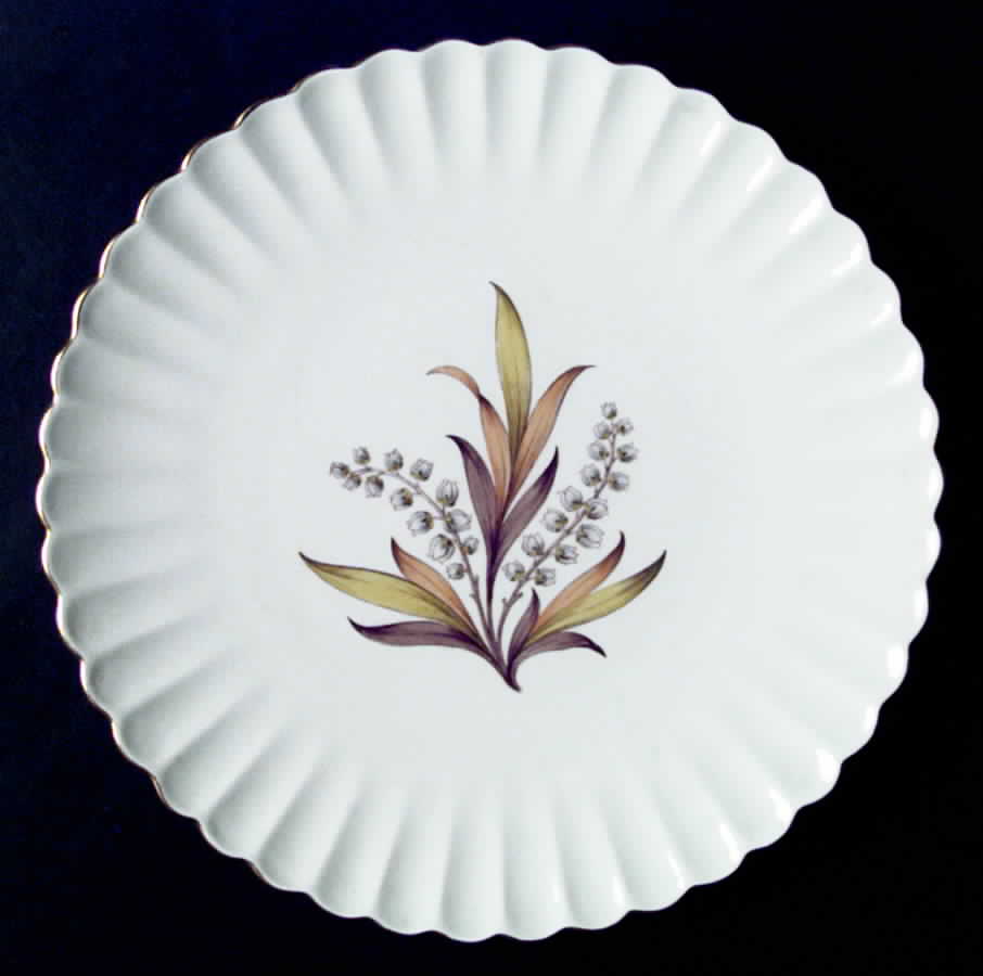 Andromeda Brown and Yellow Dinner Plate by Spode-1