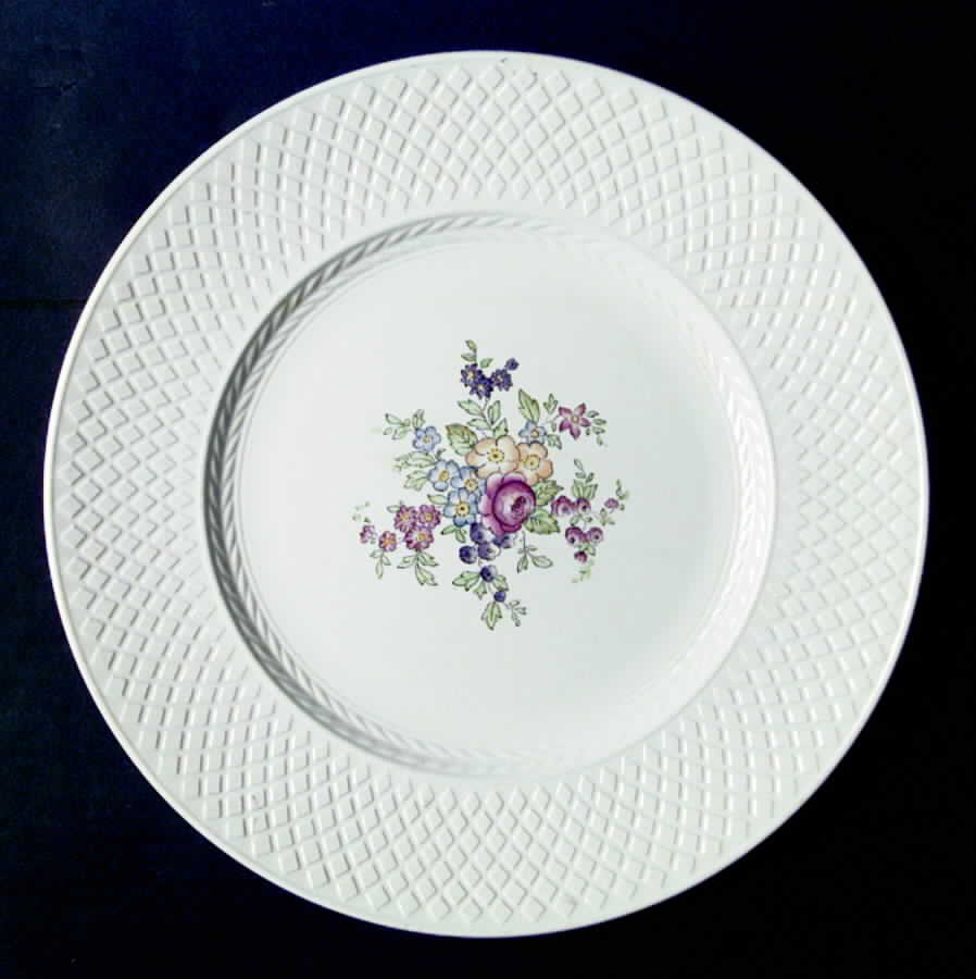 Ann Hathaway (Mansard) Dinner Plate by Spode-1