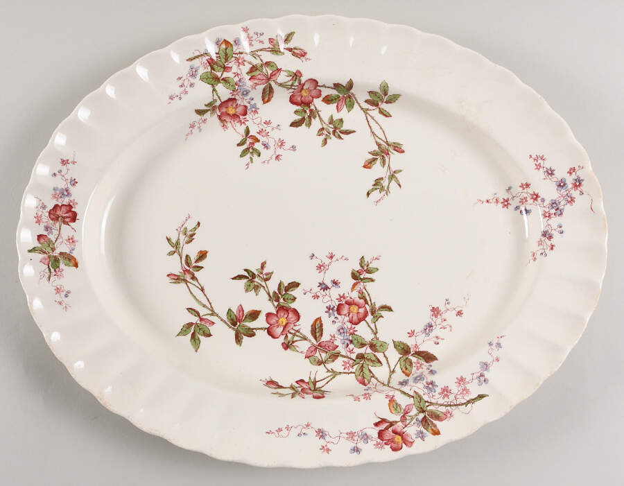 Apple Blossom 15" Oval Serving Platter by Spode-1