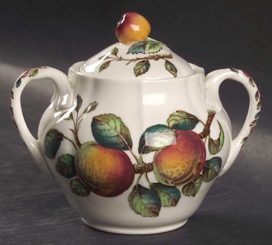 Apple Mini Sugar Bowl & Lid by Spode-1