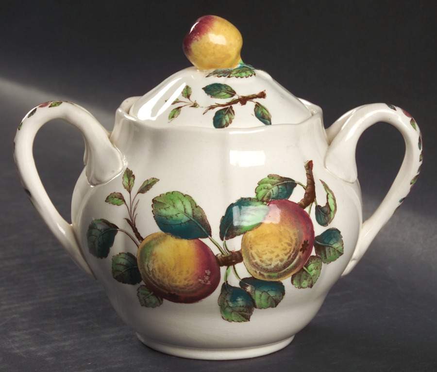 Apple Sugar Bowl & Lid by Spode-1