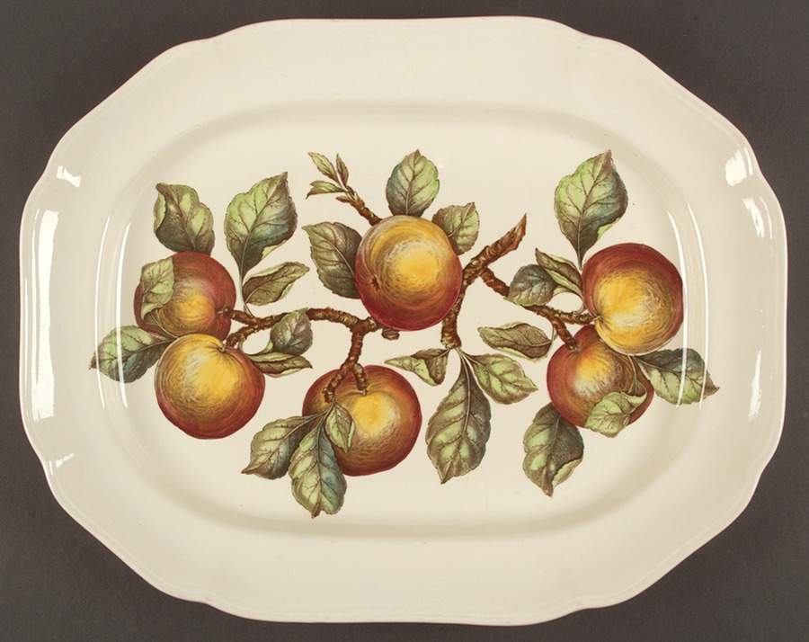 Apple 16" Oval Serving Platter by Spode-1