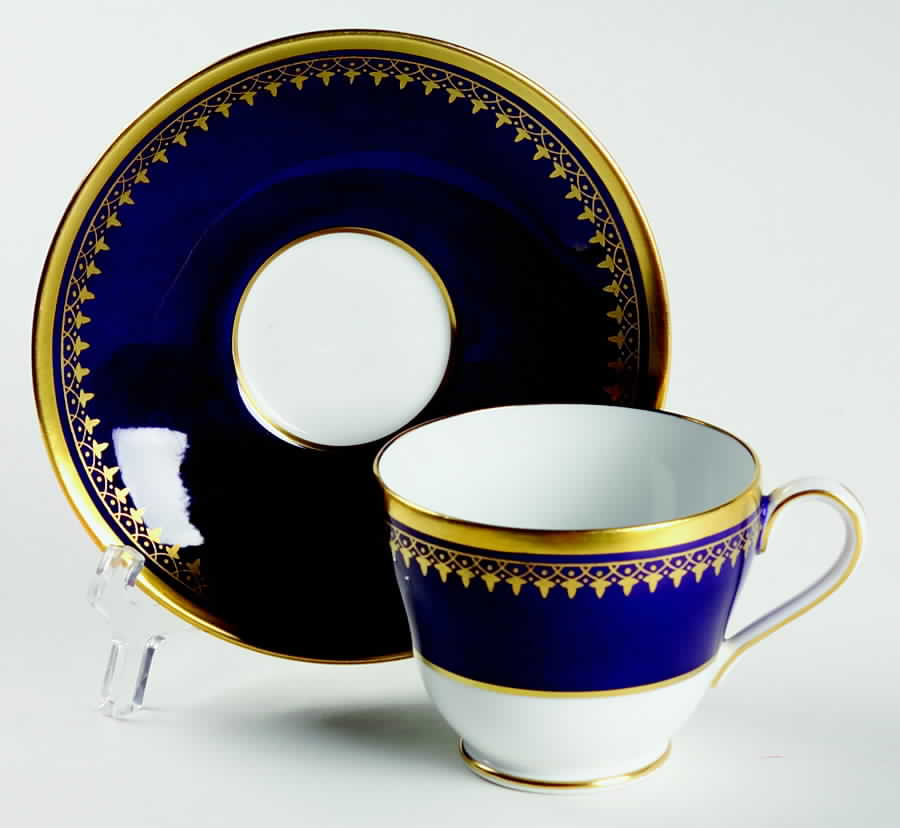 Arcadia Footed Cup & Saucer Set by Spode-1