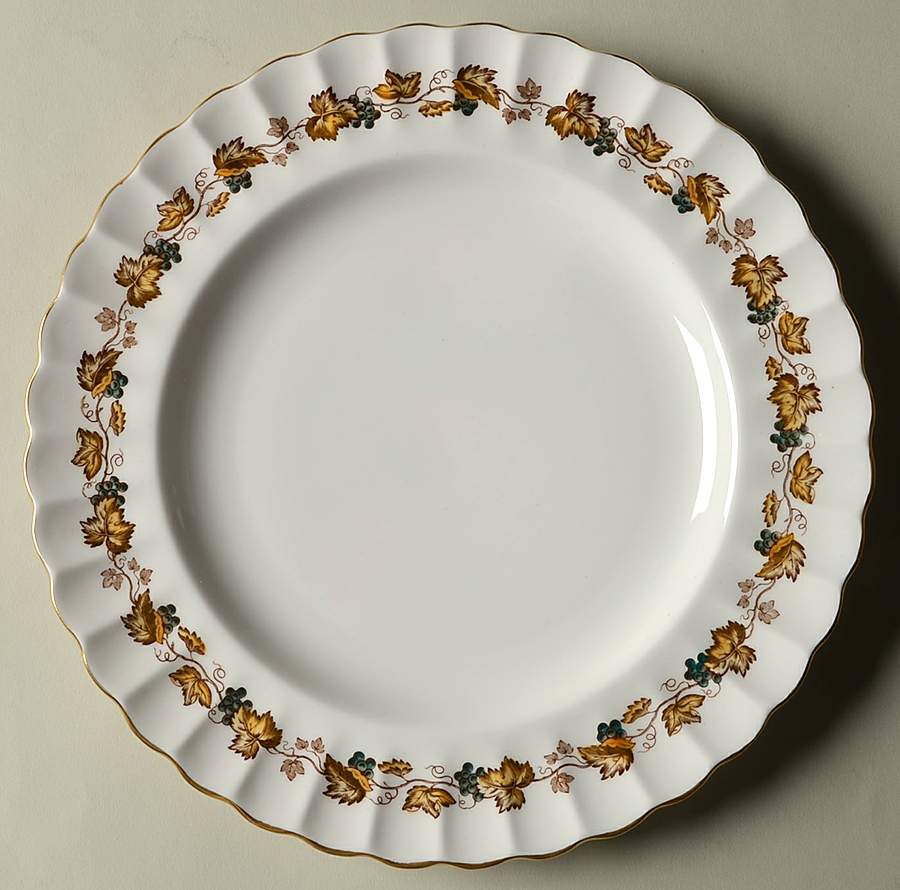Ardsley Luncheon Plate by Spode-1