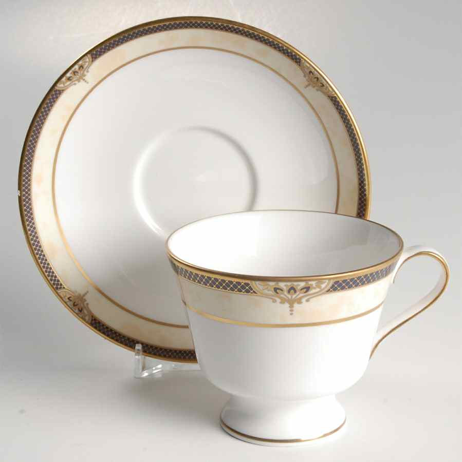 Avignon Footed Cup & Saucer Set by Spode-1
