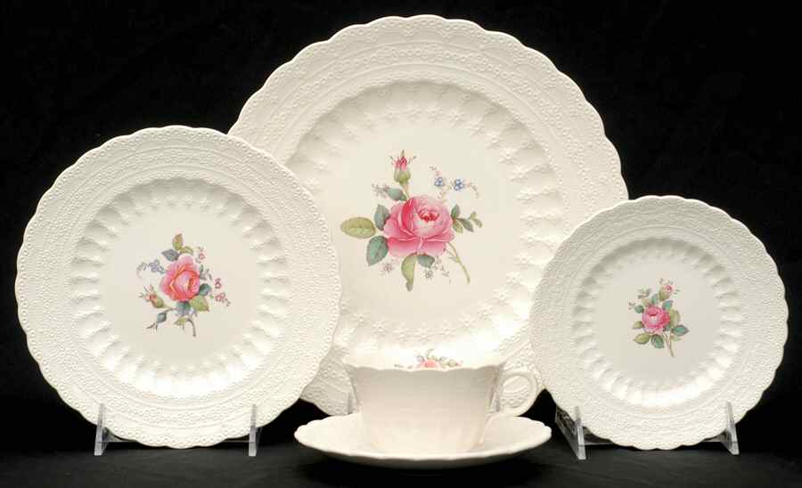Billingsley Rose Pink (Old Backstamp) 5 Piece Place Setting by Spode-1