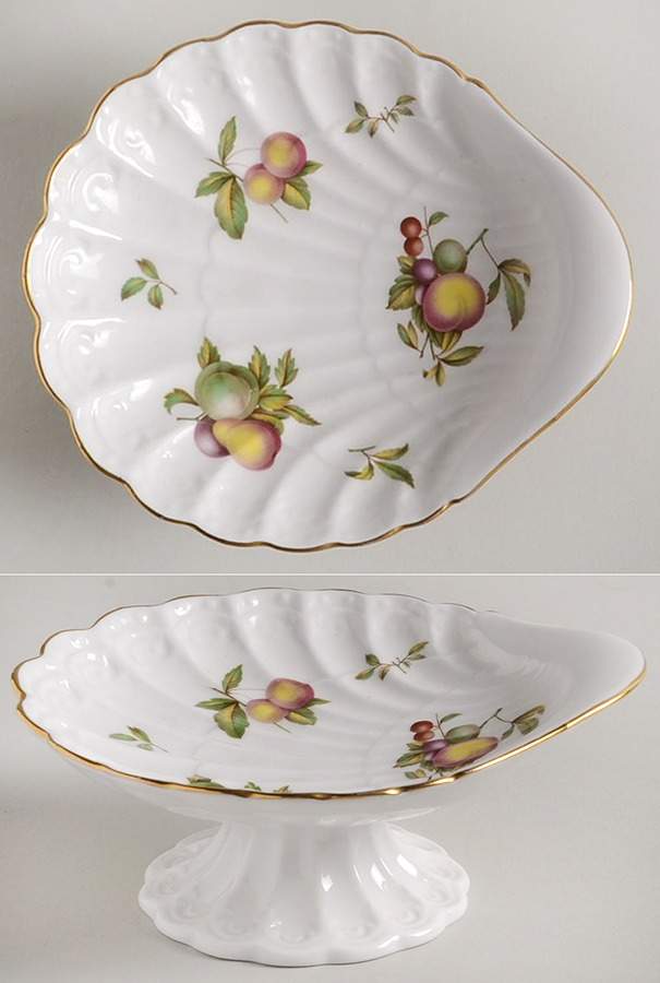Blenheim Footed Shell Shaped Dish by Spode-1