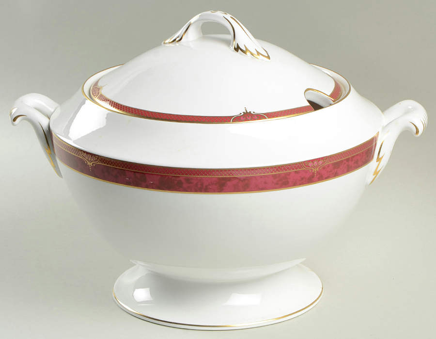 Bordeaux Tureen &  Lid by Spode-1