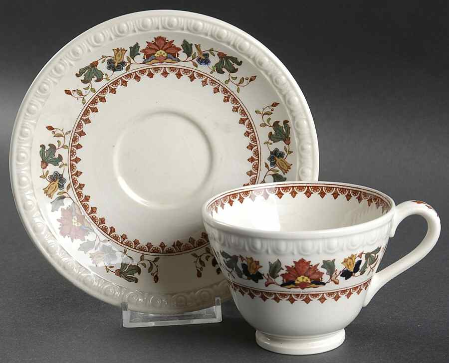 Braganza Footed Cup & Saucer Set by Spode-1