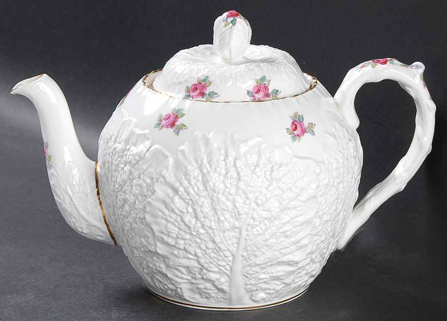 Bridal Rose (Gold Trim) Teapot & Lid by Spode-1