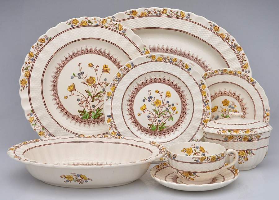 Buttercup (Older Backstamp) 45 Piece Starter Set by Spode-1