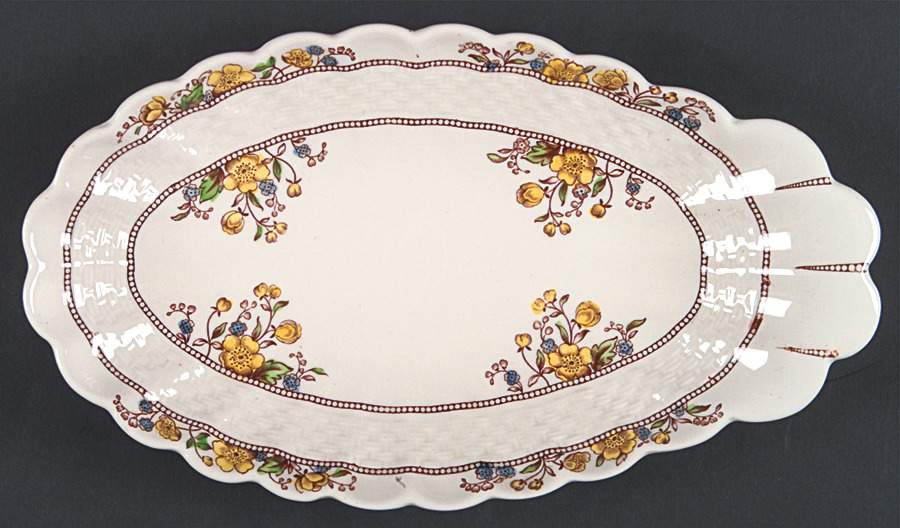 Buttercup (Newer Backstamp) Pickle Dish by Spode-1