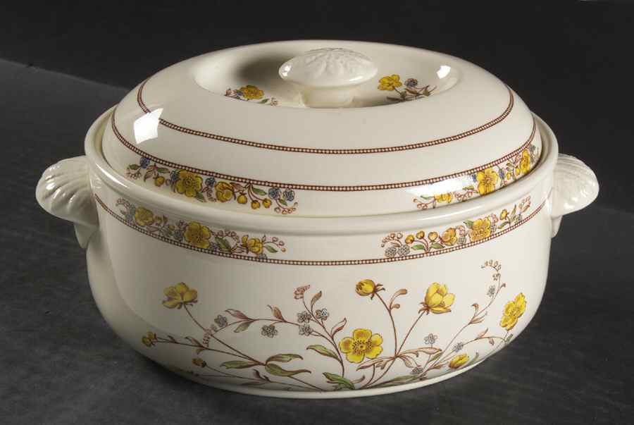 Buttercup (Newer Backstamp) 2 Quart Oval Covered Casserole by Spode-1