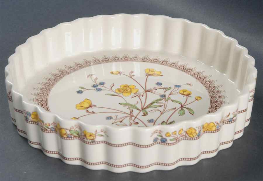 Buttercup (Newer Backstamp) 7" Quiche by Spode-1