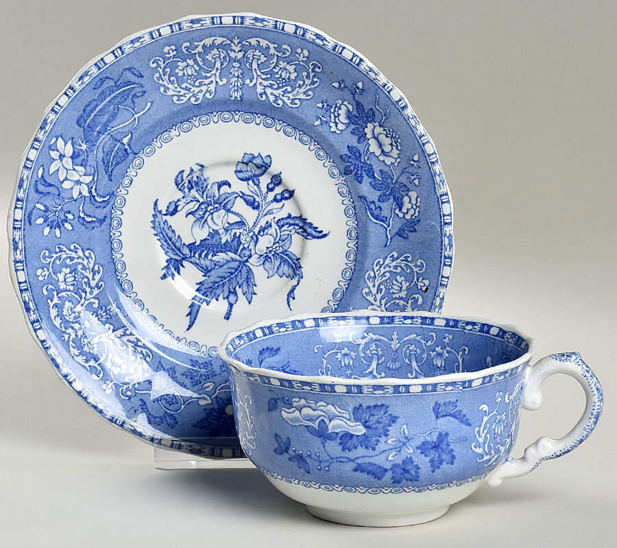 Camilla Blue (Earthenware, Scalloped) Oversized Cup & Saucer Set by Spode-1