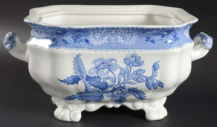 Camilla Blue (Earthenware, Scalloped) Tureen No Lid by Spode-1