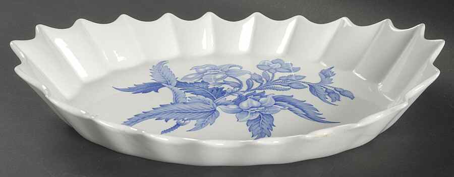 Camilla Blue (Earthenware, Scalloped) Jubilee Platter by Spode-1