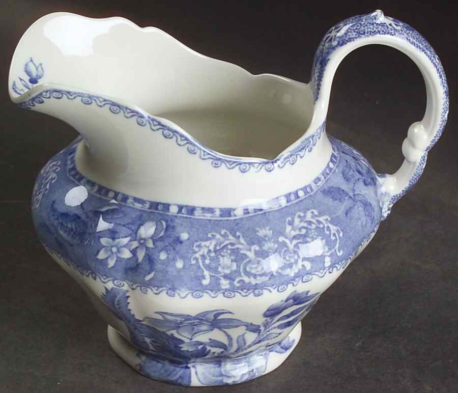 Camilla Blue (Earthenware, Scalloped) Creamer by Spode-1