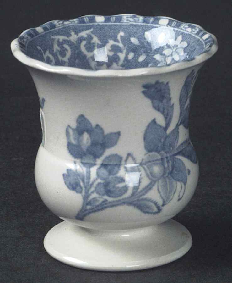 Camilla Blue (Earthenware, Scalloped) Single Egg Cup by Spode-1