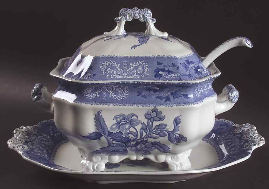 Camilla Blue (Earthenware, Scalloped) Rectangular Tureen &  Lid with Ladle & Underplate by Spode-1