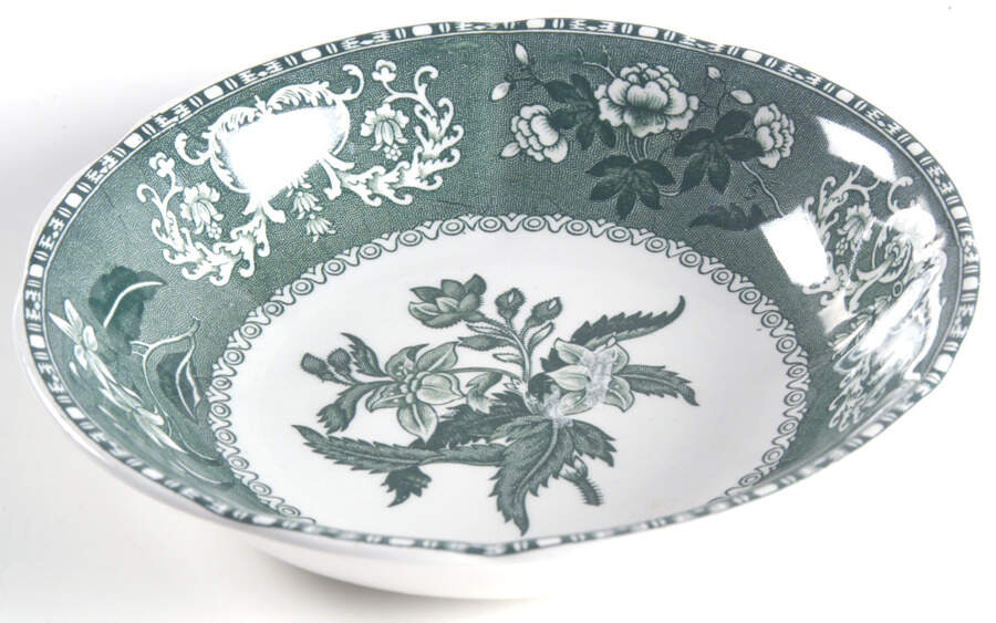 Green Camilla (Scallop, New Black Stamp) Coupe Cereal Bowl by Spode-1