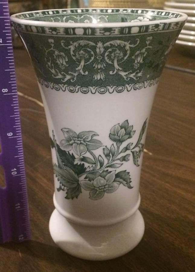 Camilla Light Green (Earthenware, Scallop) 5" Vase by Spode-1