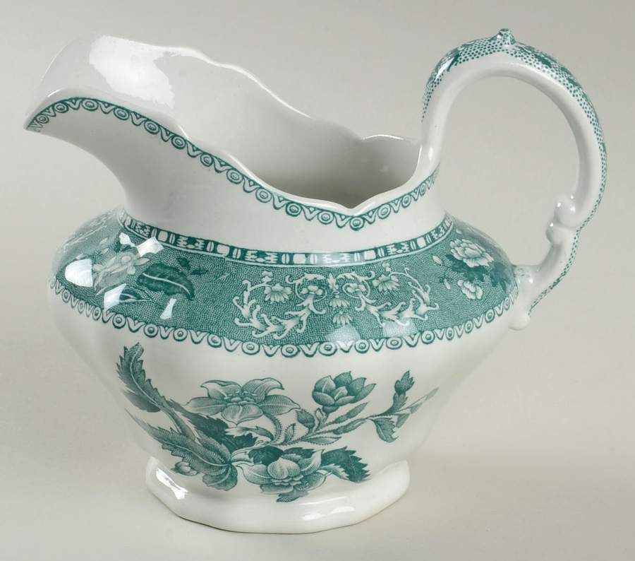 Camilla Light Green (Earthenware, Scallop) Creamer by Spode-1