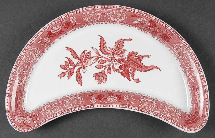 Camilla Red (Earthenware, Smooth) Crescent Salad Plate by Spode-1