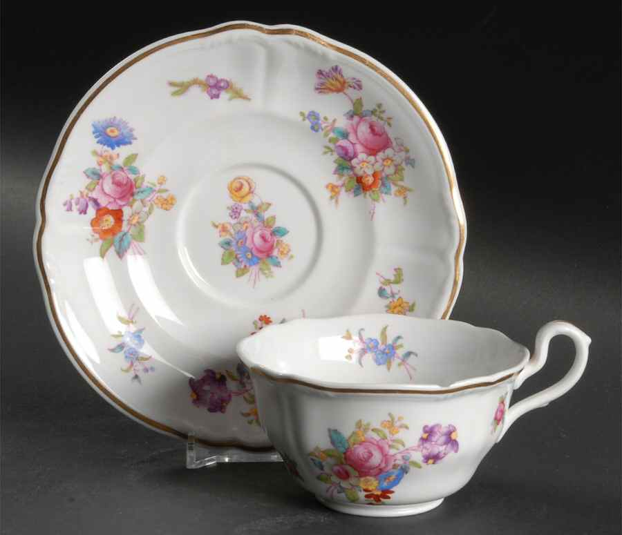Carolyn Footed Cup & Saucer Set by Spode-1