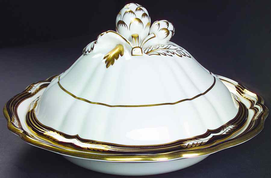 Chancellor Black Round Covered Vegetable by Spode-1