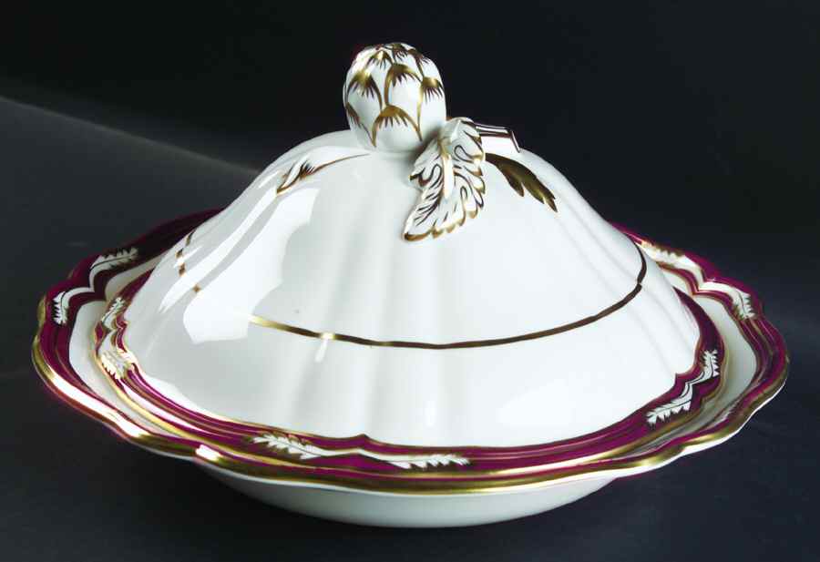 Chancellor Crimson Round Covered Vegetable by Spode-1