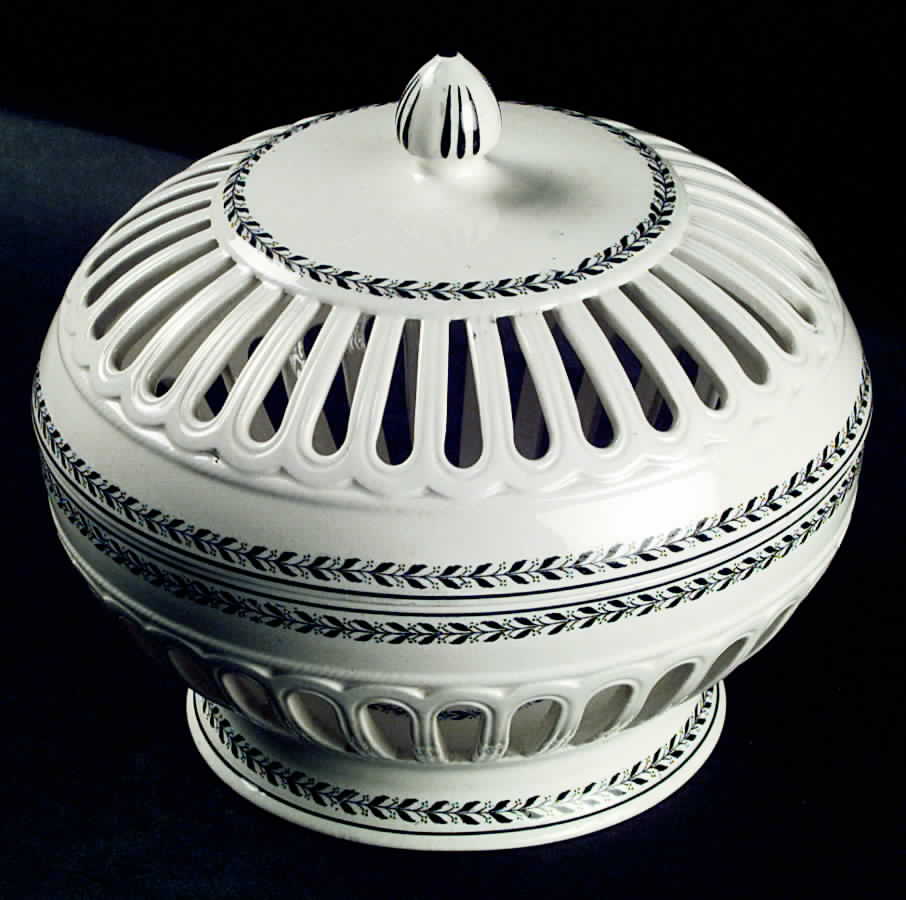 Chaplet (Black Trim) Round Pierced Bowl with Lid by Spode-1