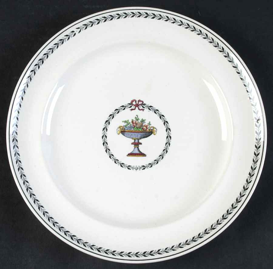 Chaplet (Black Trim) Luncheon Plate by Spode-1