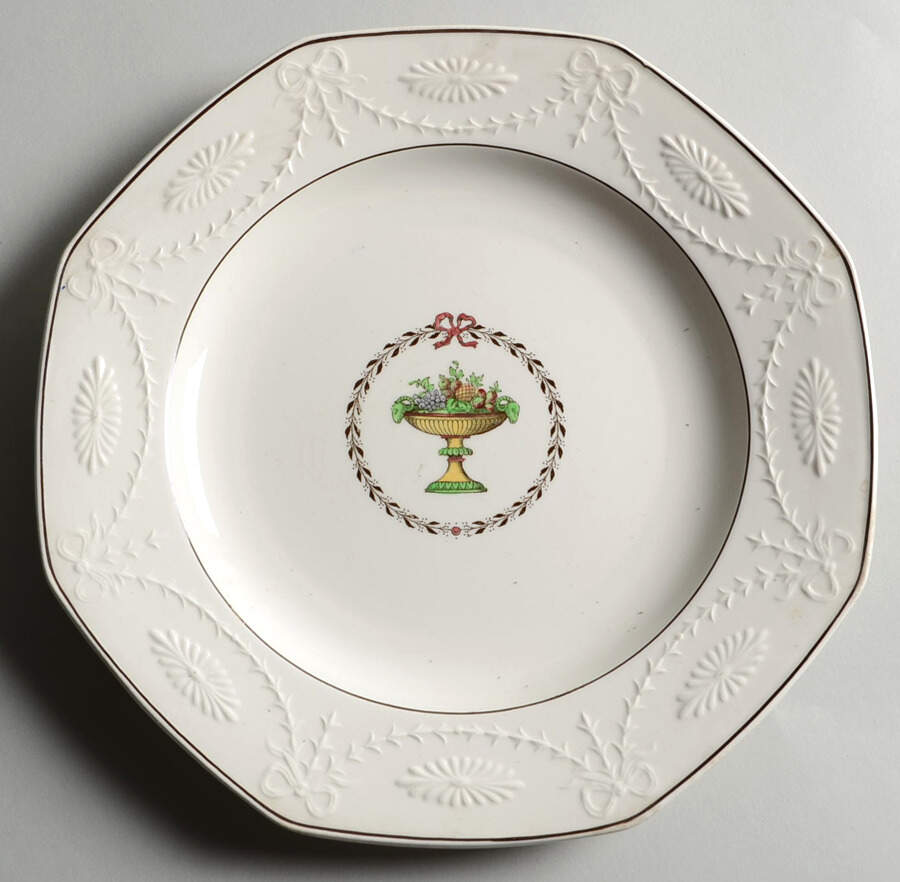 Chaplet Luncheon Plate by Spode-1