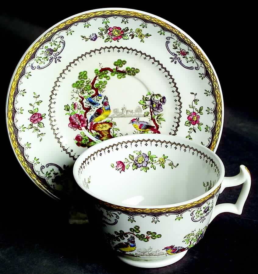 Chelsea Footed Cup & Saucer Set by Spode-1