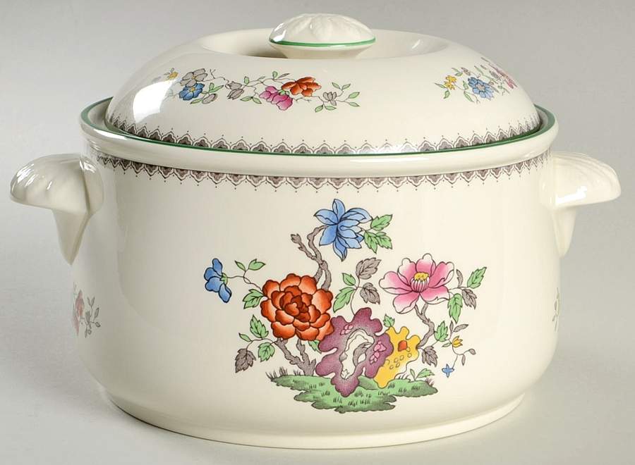 Chinese Rose 1.75 Qt Round Covered Casserole by Spode-1