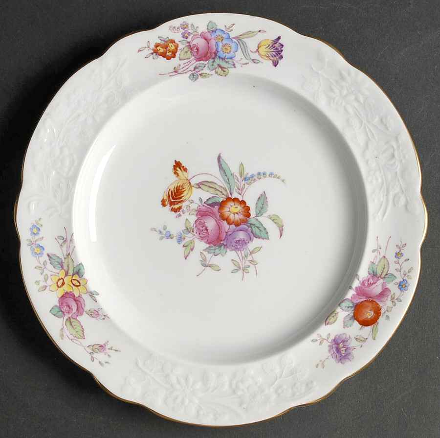 Christine Luncheon Plate by Spode-1