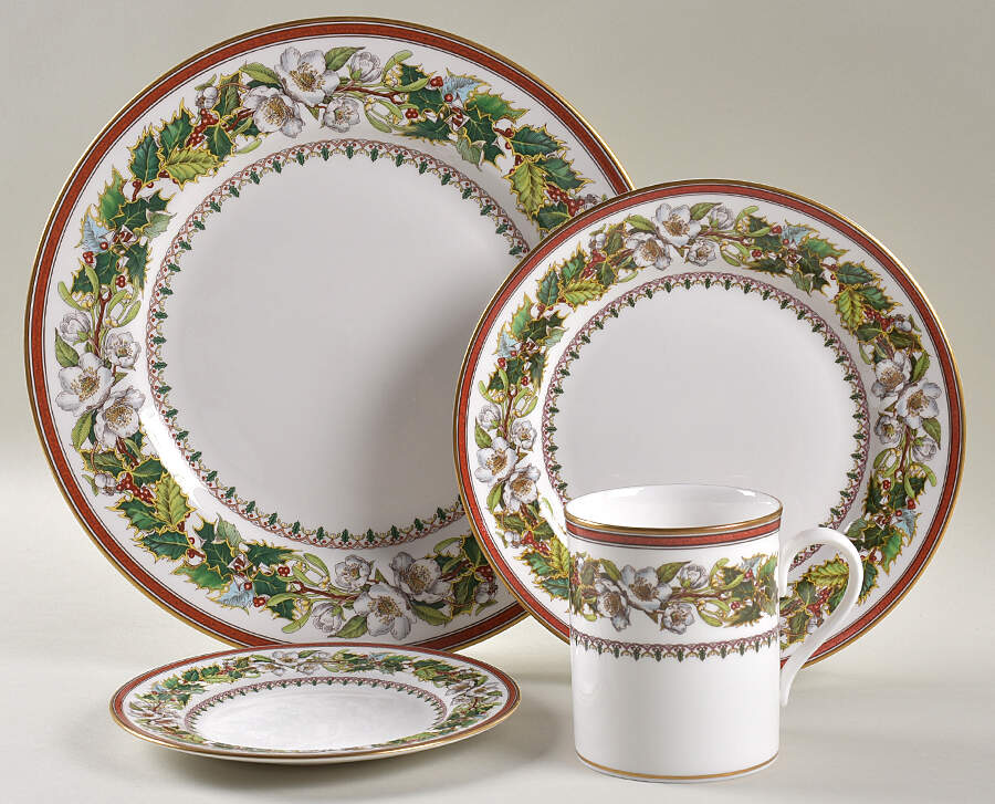 Christmas Rose 4 Piece Place Setting by Spode-1