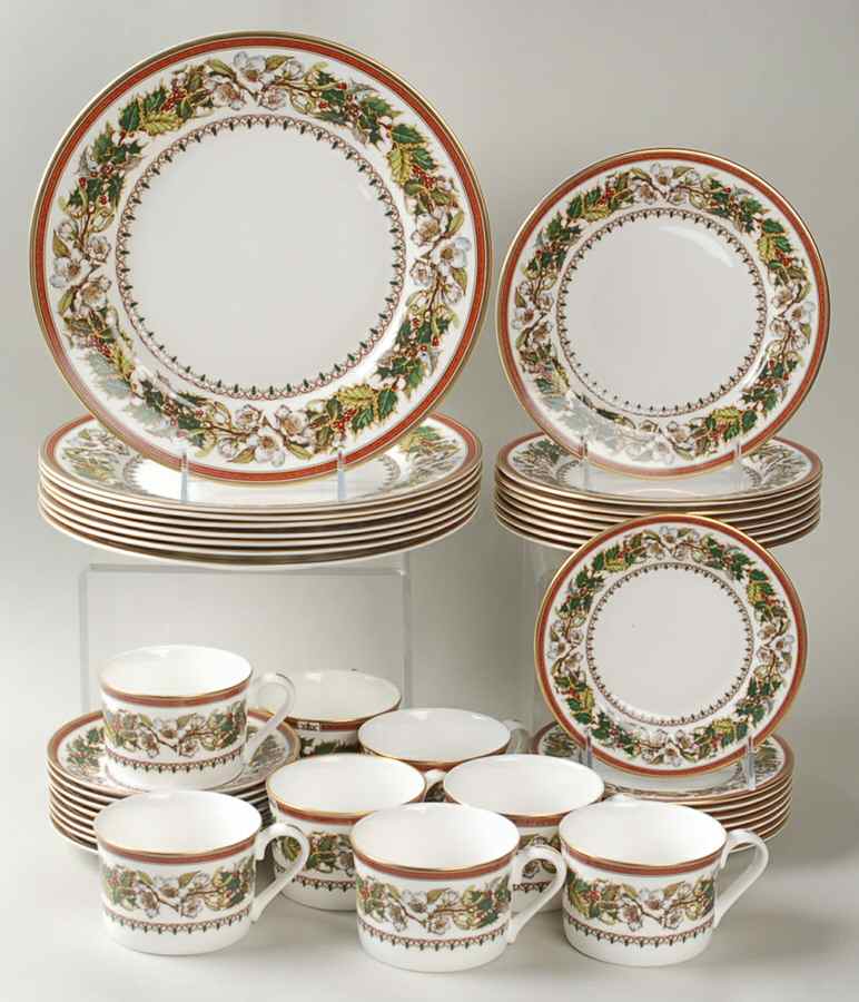 Christmas Rose 40 Piece Set by Spode-1