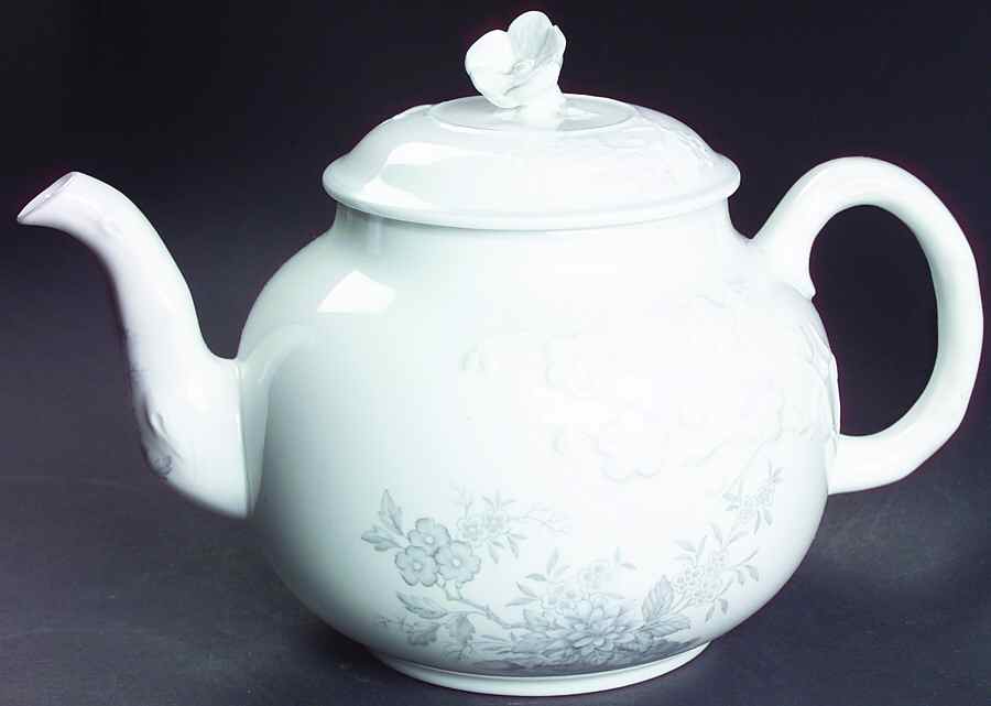 Chinese Spring Teapot & Lid by Spode-1