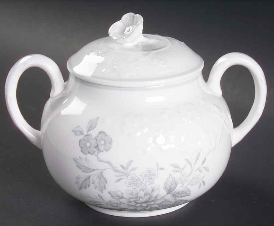 Chinese Spring Sugar Bowl & Lid by Spode-1