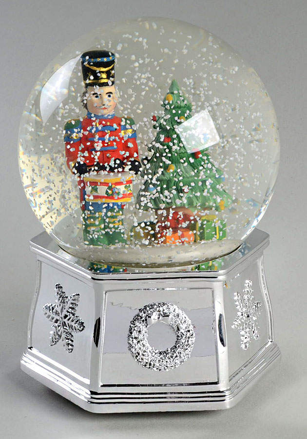 Christmas Tree Snow Globe by Spode-1