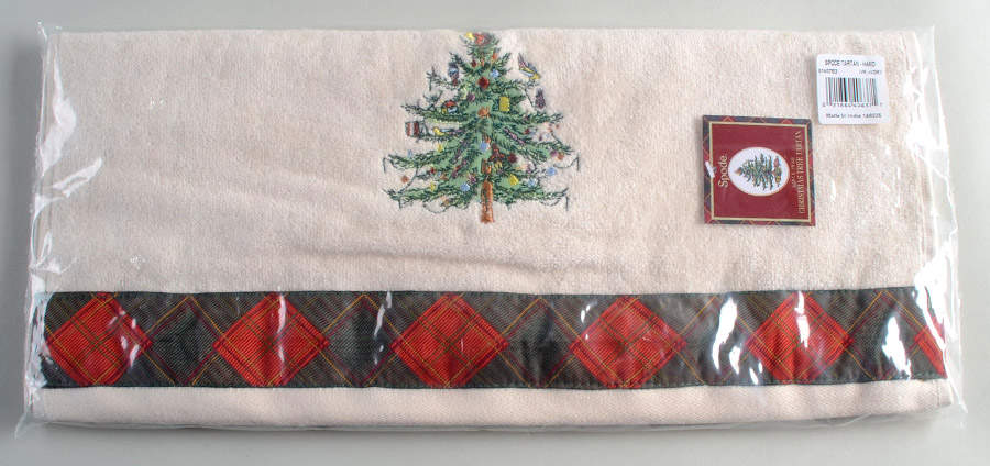Christmas Tree Cloth Hand Towel by Spode-1