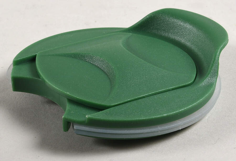 Christmas Tree Plastic Lid for Travel Mug by Spode-1