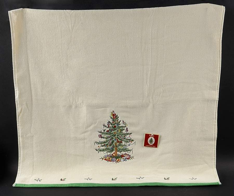 Christmas Tree Bath Towel by Spode-1