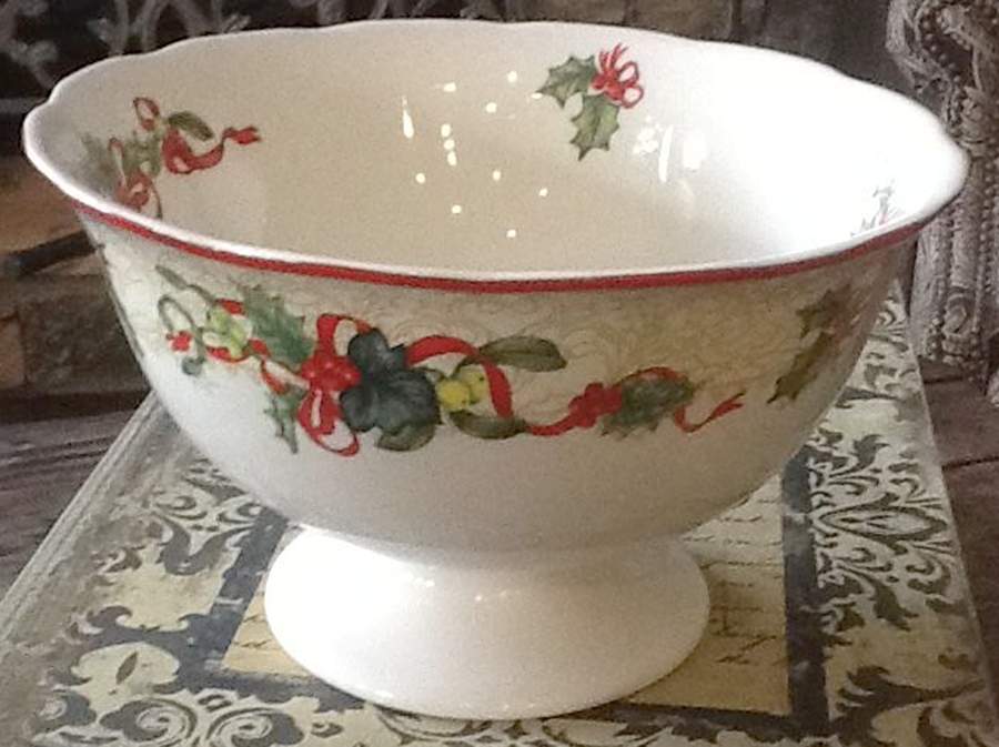 Christmas Tree 7" Footed Bowl by Spode-1