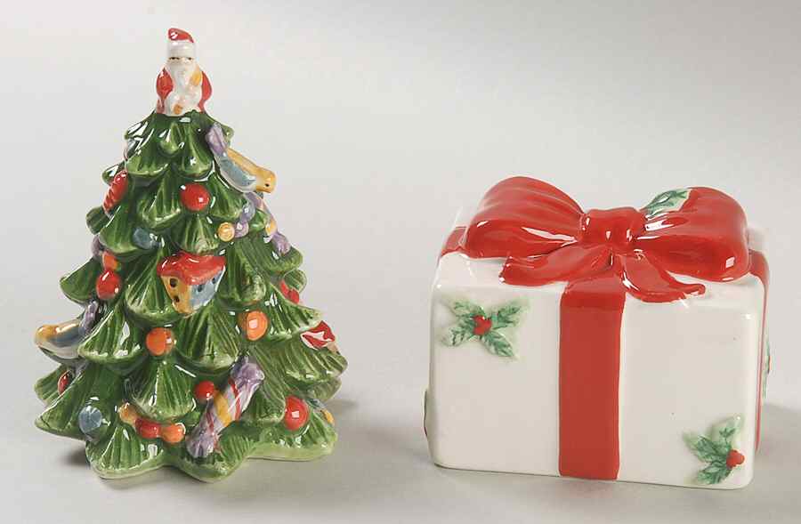 Christmas Tree Figural Salt & Pepper Set by Spode-1