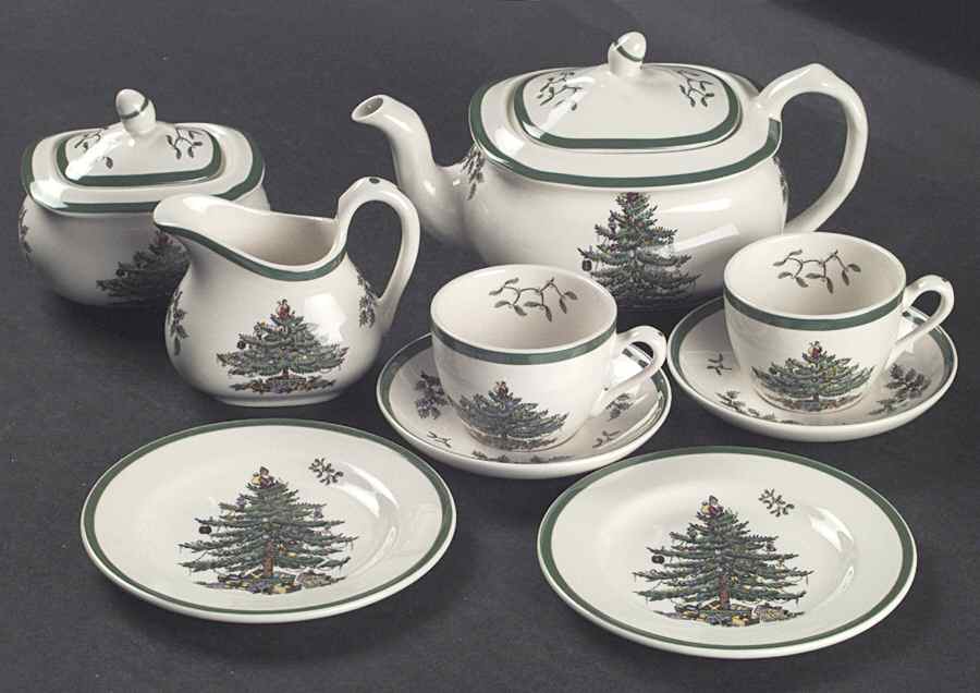Christmas Tree 11 Piece Set by Spode-1