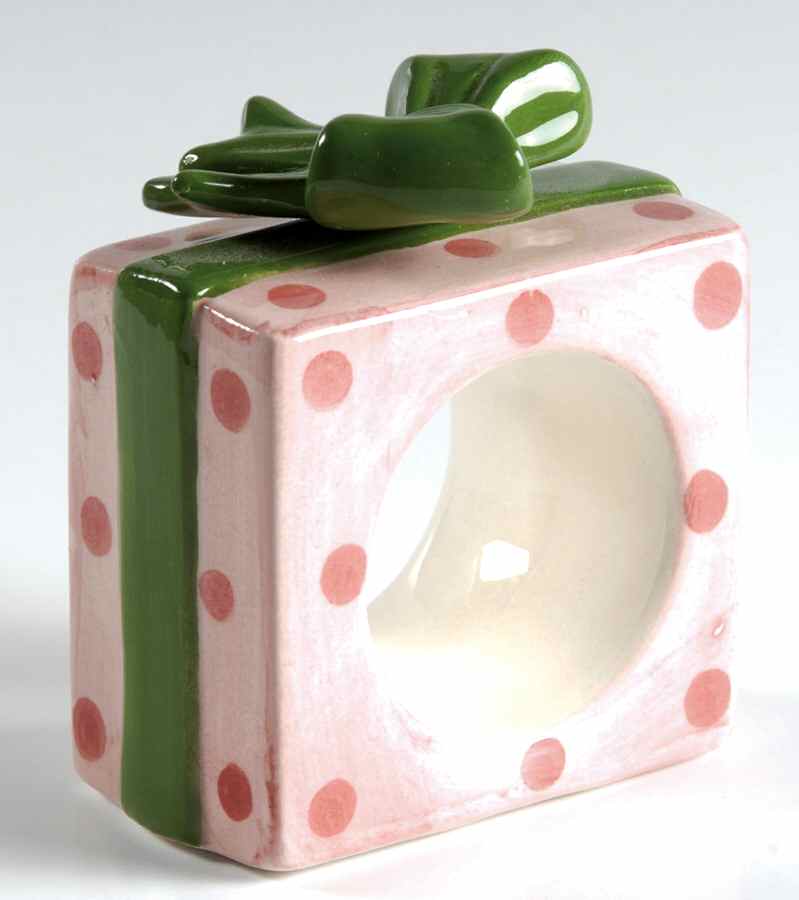 Christmas Tree Figural Napkin Ring by Spode-1