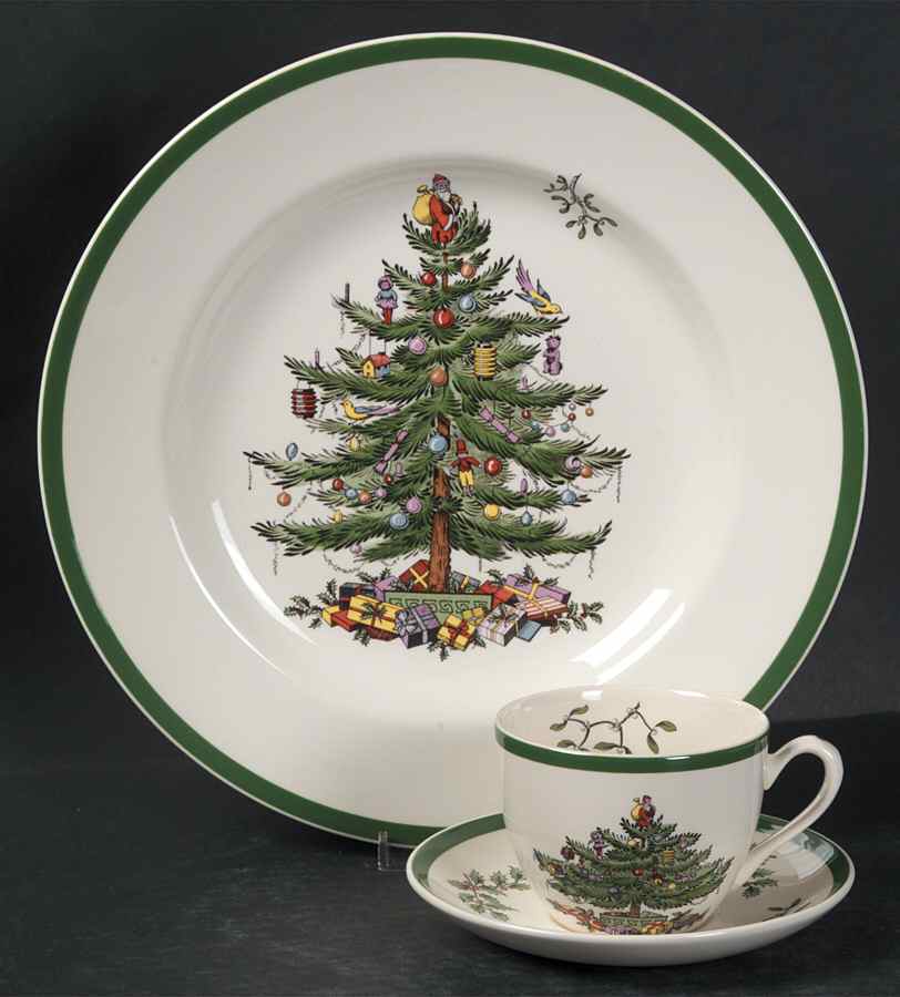 Christmas Tree 3-Piece Set by Spode-1